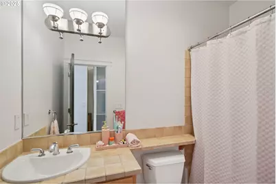 2374 NW Raleigh St, Portland, OR 97210 - Photo 36