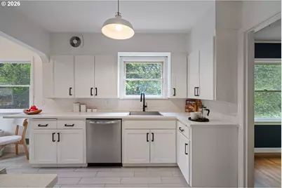 6615 N Curtis Ave, Portland, OR 97217 - Photo 12
