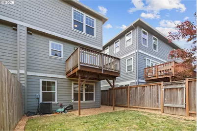 7578 SE Division St, Portland, OR 97206 - Photo 8