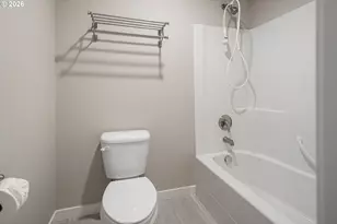 7578 SE Division St, Portland, OR 97206 - Photo 28