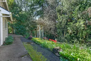 1335 SW Russ Ln, McMinnville, OR 97128 - Photo 32