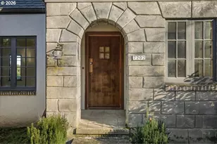 7202 S Corbett Ave, Portland, OR 97219 - Photo 4