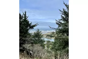 28693 Nautical Way, Gold Beach, OR 97444 - Photo 32