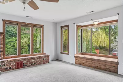 406 N 19th Ave, Kelso, WA 98626 - Photo 10