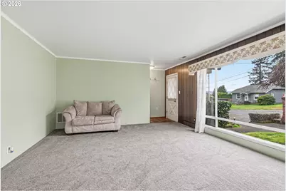 406 N 19th Ave, Kelso, WA 98626 - Photo 6