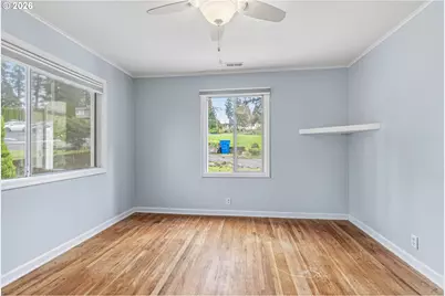 406 N 19th Ave, Kelso, WA 98626 - Photo 8