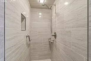 406 N 19th Ave, Kelso, WA 98626 - Photo 14