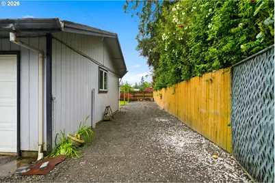 550 E 7th St, La Center, WA 98629 - Photo 20