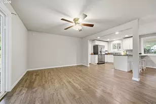 550 E 7th St, La Center, WA 98629 - Photo 12