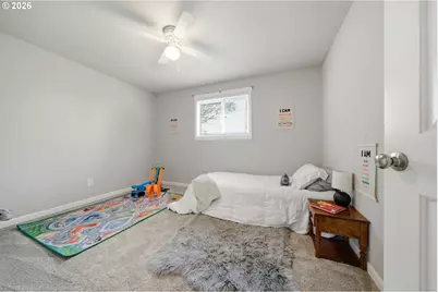 550 E 7th St, La Center, WA 98629 - Photo 14