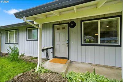 550 E 7th St, La Center, WA 98629 - Photo 2