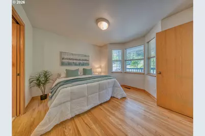 107 3rd Ave, Mosier, OR 97040 - Photo 6