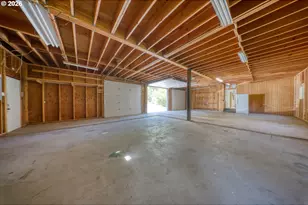 107 3rd Ave, Mosier, OR 97040 - Photo 34
