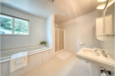 107 3rd Ave, Mosier, OR 97040 - Photo 26