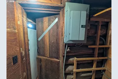 23892 E Sampson Ave, Mount Hood Village, OR 97067 - Photo 24