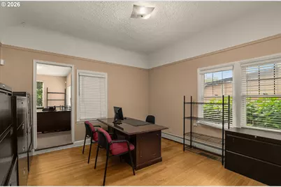 8040 SE Center St, Portland, OR 97206 - Photo 16