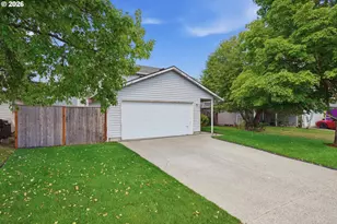 16914 NE 22nd St, Vancouver, WA 98684 - Photo 2