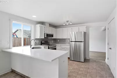 16914 NE 22nd St, Vancouver, WA 98684 - Photo 14