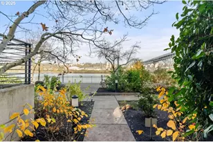 1622 NW Riverscape St, Portland, OR 97209 - Photo 30
