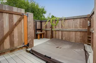 861 K Ave, Seaside, OR 97138 - Photo 24