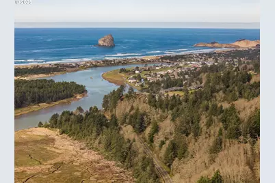 37005 Sutton Way, Cloverdale, OR 97112 - Photo 22