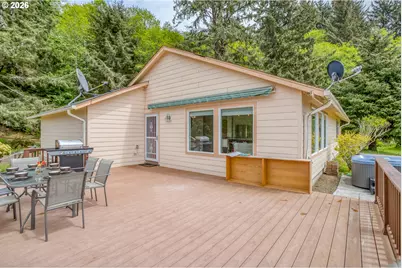 37005 Sutton Way, Cloverdale, OR 97112 - Photo 30