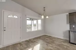 25110 SW Red Prairie Rd, Sheridan, OR 97378 - Photo 8