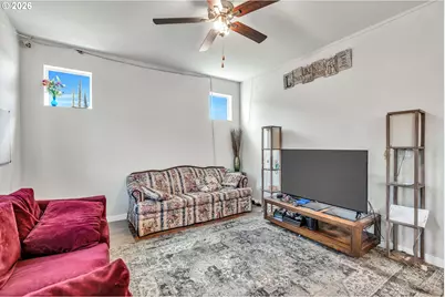 978 NE 14th St, Battle Ground, WA 98604 - Photo 6