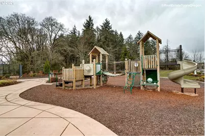 12026 SW Surrey St, Wilsonville, OR 97070 - Photo 38