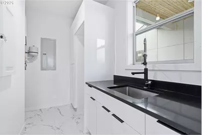 21280 SW Baseline Rd, Beaverton, OR 97003 - Photo 12