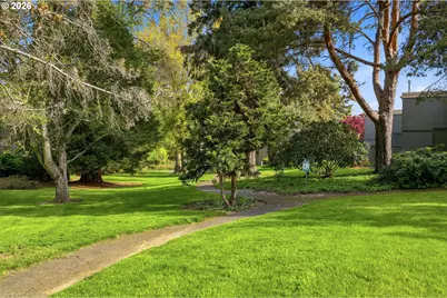17776 NW Lakeway Ct, Beaverton, OR 97006 - Photo 18