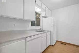 17776 NW Lakeway Ct, Beaverton, OR 97006 - Photo 8