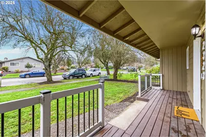 2323 48th Ave, Longview, WA 98632 - Photo 2