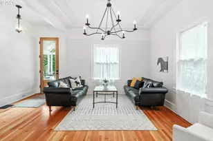 1105 Washington St, Oregon City, OR 97045 - Photo 6