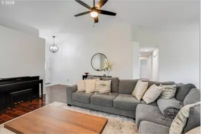 3250 Oxford St, Woodburn, OR 97071 - Photo 10