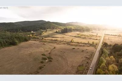 26900 Crow Rd, Eugene, OR 97402 - Photo 14