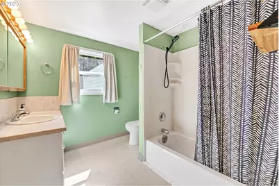 26900 Crow Rd, Eugene, OR 97402 - Photo 20