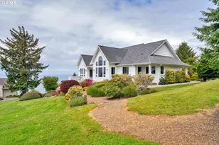 90955 Southview Ln, Florence, OR 97439 - Photo 4