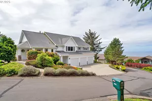 90955 Southview Ln, Florence, OR 97439 - Photo 2