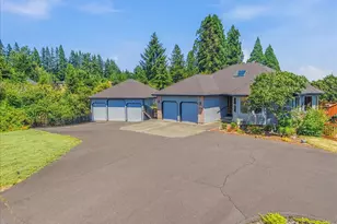 59720 Oliver Heights Ln, Saint Helens, OR 97051 - Photo 2