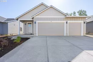 714 Tigerlily St, Silverton, OR 97381 - Photo 4