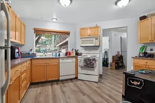14125 SW Daphne St, Beaverton, OR 97008 - Photo 4