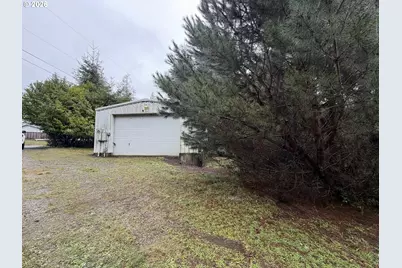 61528 Edwards Mill Rd, Coos Bay, OR 97420 - Photo 20