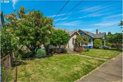 3915 N Montana Ave, Portland, OR 97227 - Photo 2