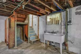 3915 N Montana Ave, Portland, OR 97227 - Photo 38