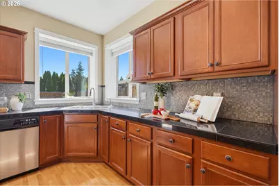 1134 SE 40th Ave, Hillsboro, OR 97123 - Photo 8