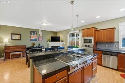 1134 SE 40th Ave, Hillsboro, OR 97123 - Photo 10