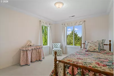 2328 Oakhurst Ln, Lake Oswego, OR 97034 - Photo 34