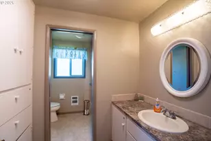 87554 Miller Rd, Veneta, OR 97487 - Photo 24