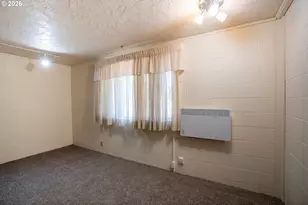 87554 Miller Rd, Veneta, OR 97487 - Photo 20